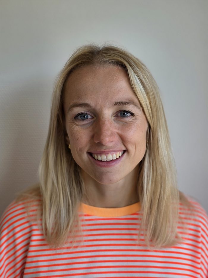 Dr. Charlotte Pardoen